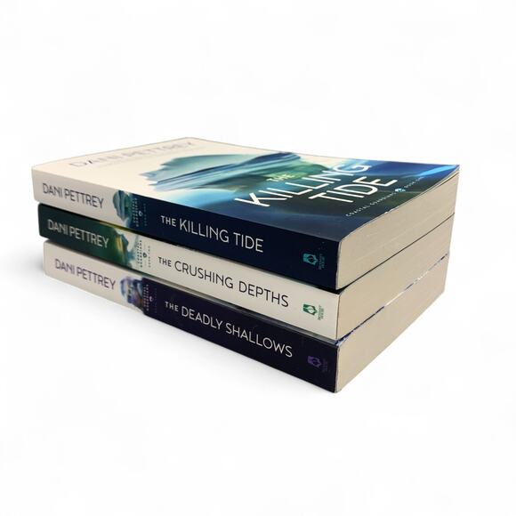 Coastal Guardians Book Lot Killing Tide Crushing Depths Deadly Shallows Pettrey - Picture 4 of 8